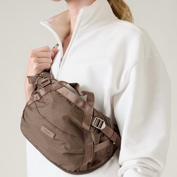 Athleta Power of She Excursion Bag Beige Recycled Nylon Travel - Picture 1 of 7